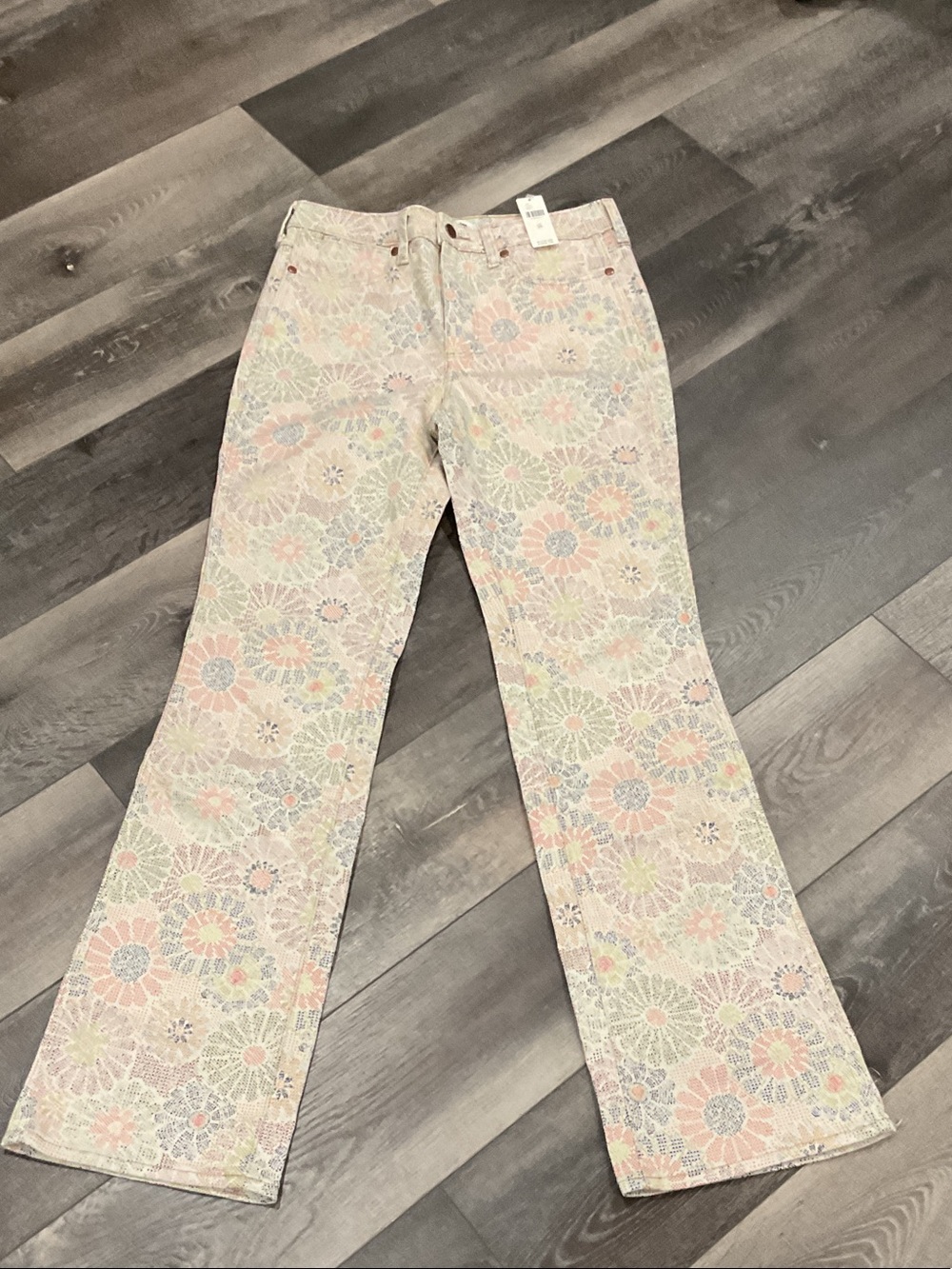 Wrangler Beige Floral Wide Leg Jeans - Picture 3 of 4